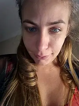 Snapshot of Keli_Jessi chatting on 10-28-25, 07:24 Keli Jessi online show from 10-28-25, 07:24