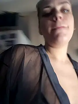 Keli Jessi online show from 01-10-26, 06:36