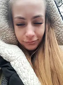 Snapshot of Keli_Jessi chatting on 03-01-25, 01:18 Keli Jessi online show from 03-01-25, 01:18