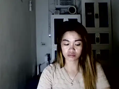 Snapshot of pinay4uwithagoodheart chatting on 12-05-24, 10:17 pinay4uwithagoodheart online show from 12-05-24, 10:17