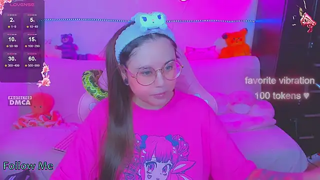Snapshot of Lolisuccub chatting on 03-15-25, 07:48 Lolisuccub online show from 03-15-25, 07:48