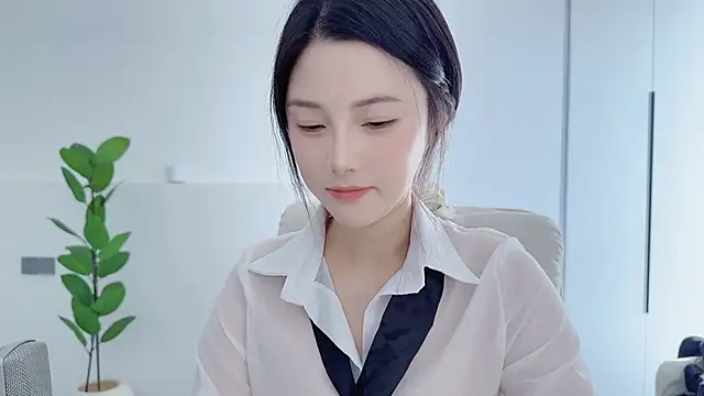 HaagenDazs  online show from 11-13-25, 02:04