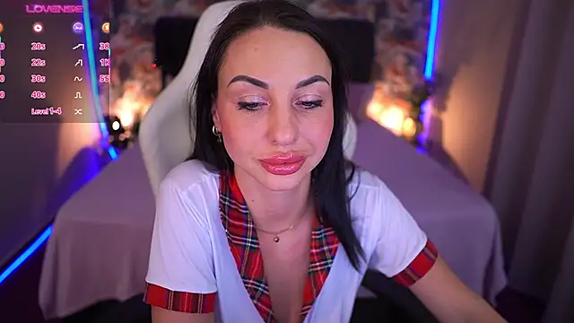 KristiiMax online show from 12-04-25, 04:28