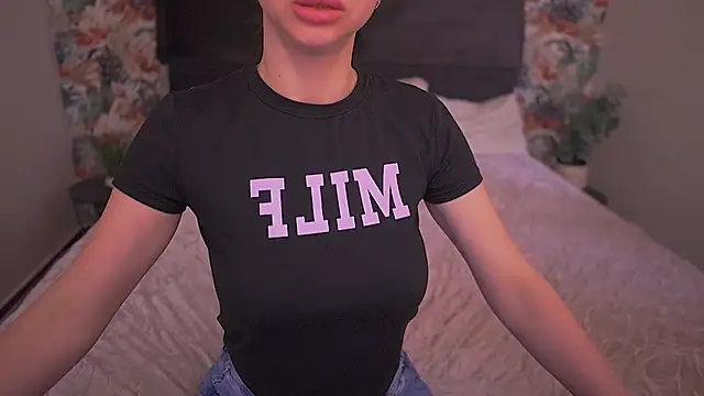 KristiiMax online show from 03-23-26, 07:30