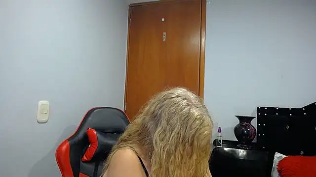 Ursulawhite69 online show from 07-17-26, 01:47