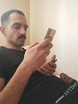 Snapshot of saye0044 chatting on 02-23-26, 01:12 saye0044 online show from 02-23-26, 01:12