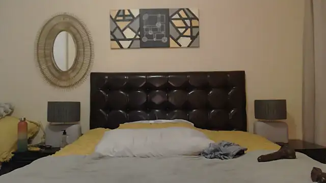 Snapshot of Creamyass22 chatting on 12-29-24, 05:22 Creamyass22 online show from 12-29-24, 05:22