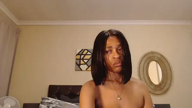 Snapshot of Creamyass22 chatting on 09-30-25, 05:52 Creamyass22 online show from 09-30-25, 05:52