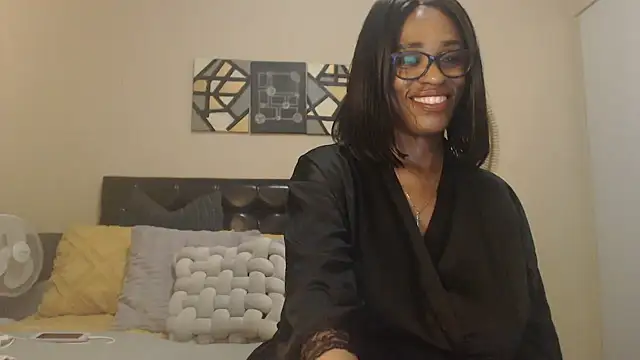 Creamyass22 online show from 04-30-26, 06:15