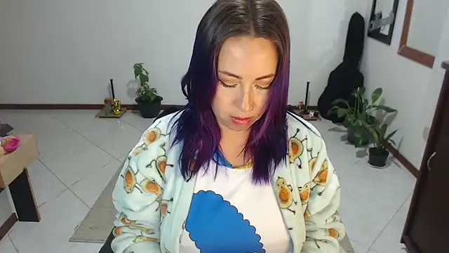 charlottezoe15 online show from 05-22-26, 10:13