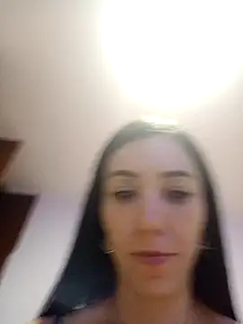 Snapshot of LunaZambrano chatting on 10-12-25, 03:41 LunaZambrano online show from 10-12-25, 03:41