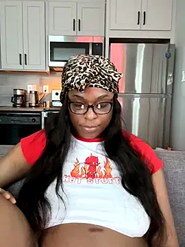 CandyLuxxxx online show from 10-15-25, 11:24