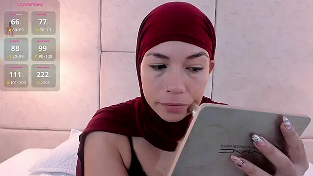 aisha vs online show from 12-20-25, 01:47