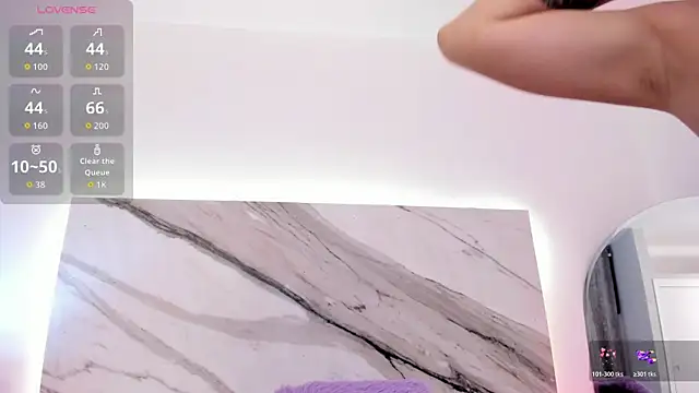 aisha vs online show from 03-24-26, 12:49