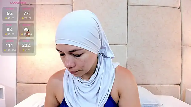 aisha vs online show from 03-11-26, 01:05