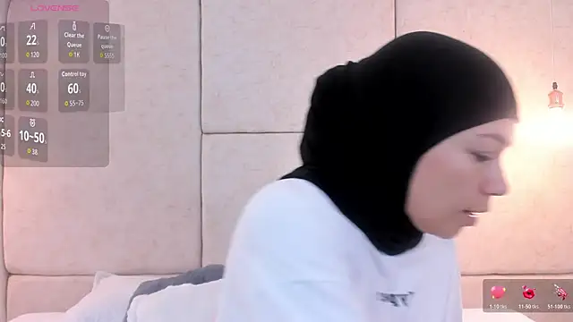 aisha vs online show from 01-13-26, 12:42