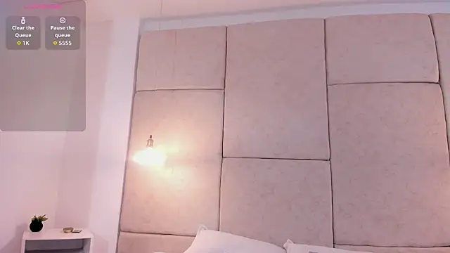 aisha vs online show from 12-16-25, 12:31