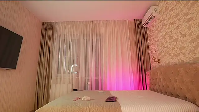 RosyEmily online show from 06-18-26, 10:31