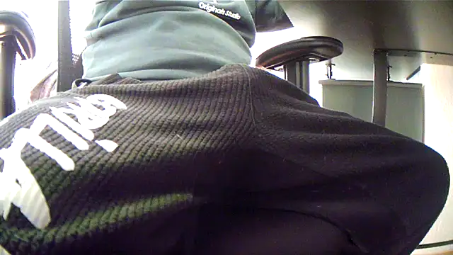 Raptor0061 online show from 04-26-26, 02:36