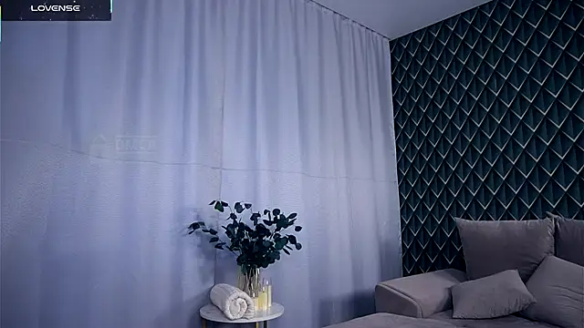 AmmyScotch online show from 09-28-25, 04:19