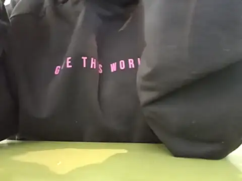 sutgibihatun online show from 10-30-25, 08:56