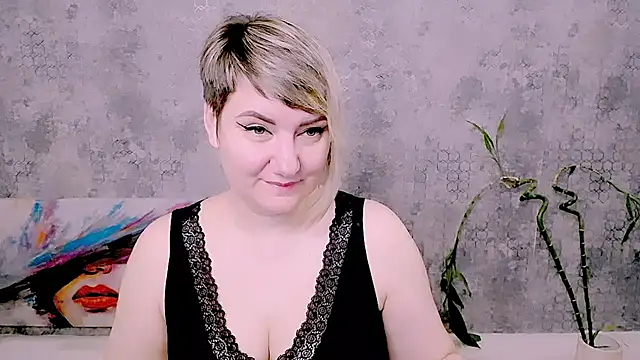 Djullia online show from 05-11-26, 05:53