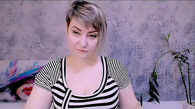 Djullia online show from 11-23-25, 05:06