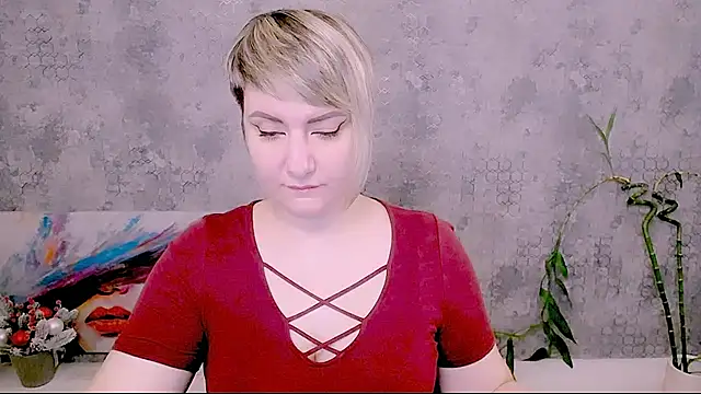 Djullia online show from 12-18-25, 06:18