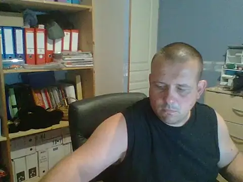 manubm03 online show from 07-16-26, 10:45