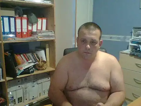 manubm03 online show from 07-31-26, 05:29