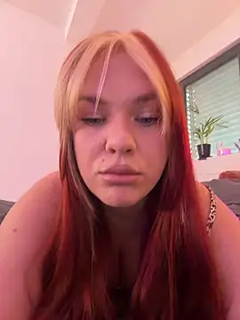 AnjaAmelia online show from 04-12-26, 09:34