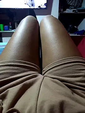 annie-19 online show from 02-23-25, 08:00