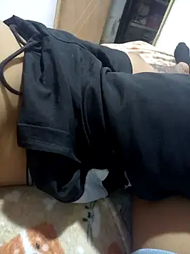 annie-19 online show from 12-15-25, 09:09