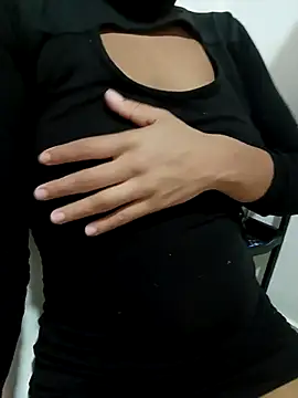 annie-19 online show from 09-16-25, 03:29