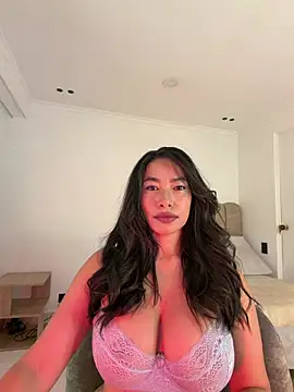 Snapshot of CelesteBreedlove chatting on 05-25-26, 11:36 CelesteBreedlove online show from 05-25-26, 11:36