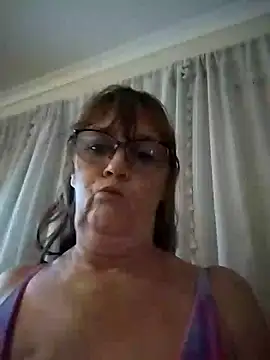 bellaau online show from 01-12-25, 04:08