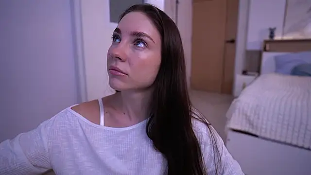 Cute Foxyxh online show from 02-18-26, 01:14