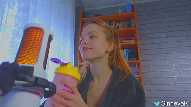 sinteas online show from 03-15-25, 06:47