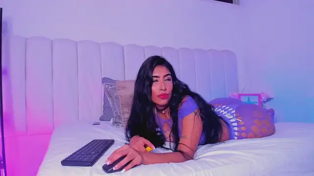 elsalondon online show from 12-18-25, 05:12