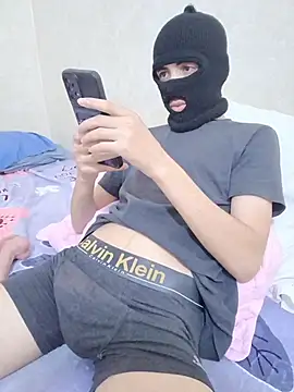 arabqueen online show from 10-25-25, 07:36