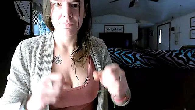 Snapshot of xodana chatting on 02-03-25, 08:57 xodana online show from 02-03-25, 08:57