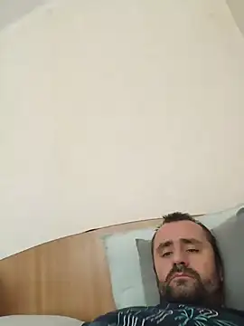 Snapshot of Govora chatting on 06-14-26, 07:31 Govora online show from 06-14-26, 07:31