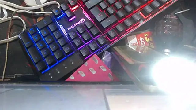 SEXY SENSUALSARA online show from 04-18-26, 06:16