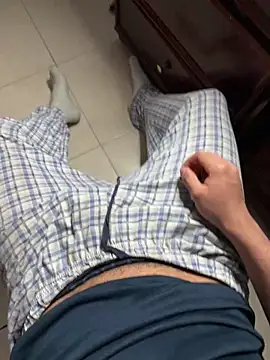 alex-18hot online show from 04-01-26, 04:47