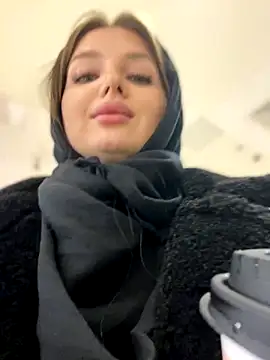 KrisMagnoly online show from 11-05-25, 05:49