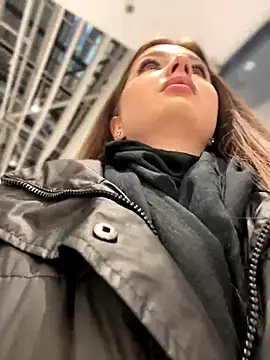 KrisMagnoly online show from 11-14-25, 04:32