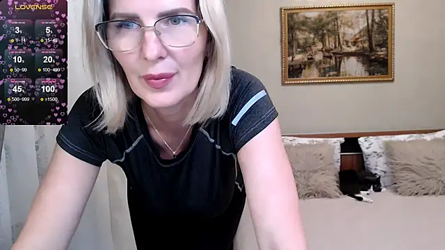 sensualEmilia online show from 01-10-26, 07:20