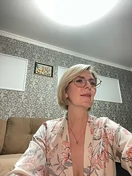 sensualEmilia online show from 05-21-26, 05:54