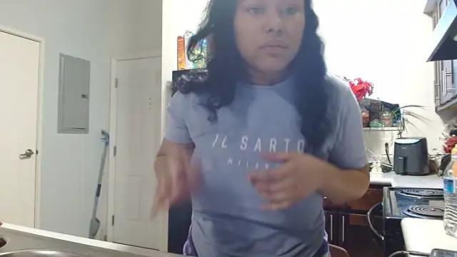 Snapshot of RavenWatts chatting on 01-16-25, 05:01 RavenWatts online show from 01-16-25, 05:01