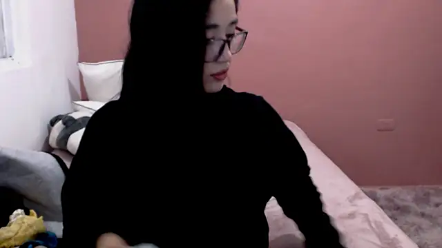 Snapshot of YummymeowW chatting on 01-16-25, 03:34 YummymeowW online show from 01-16-25, 03:34